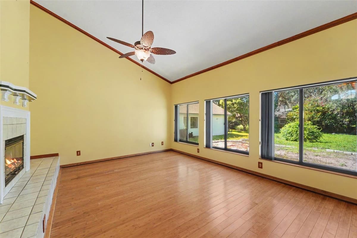 6203 FARTHING STREET — photo 7 of 30
