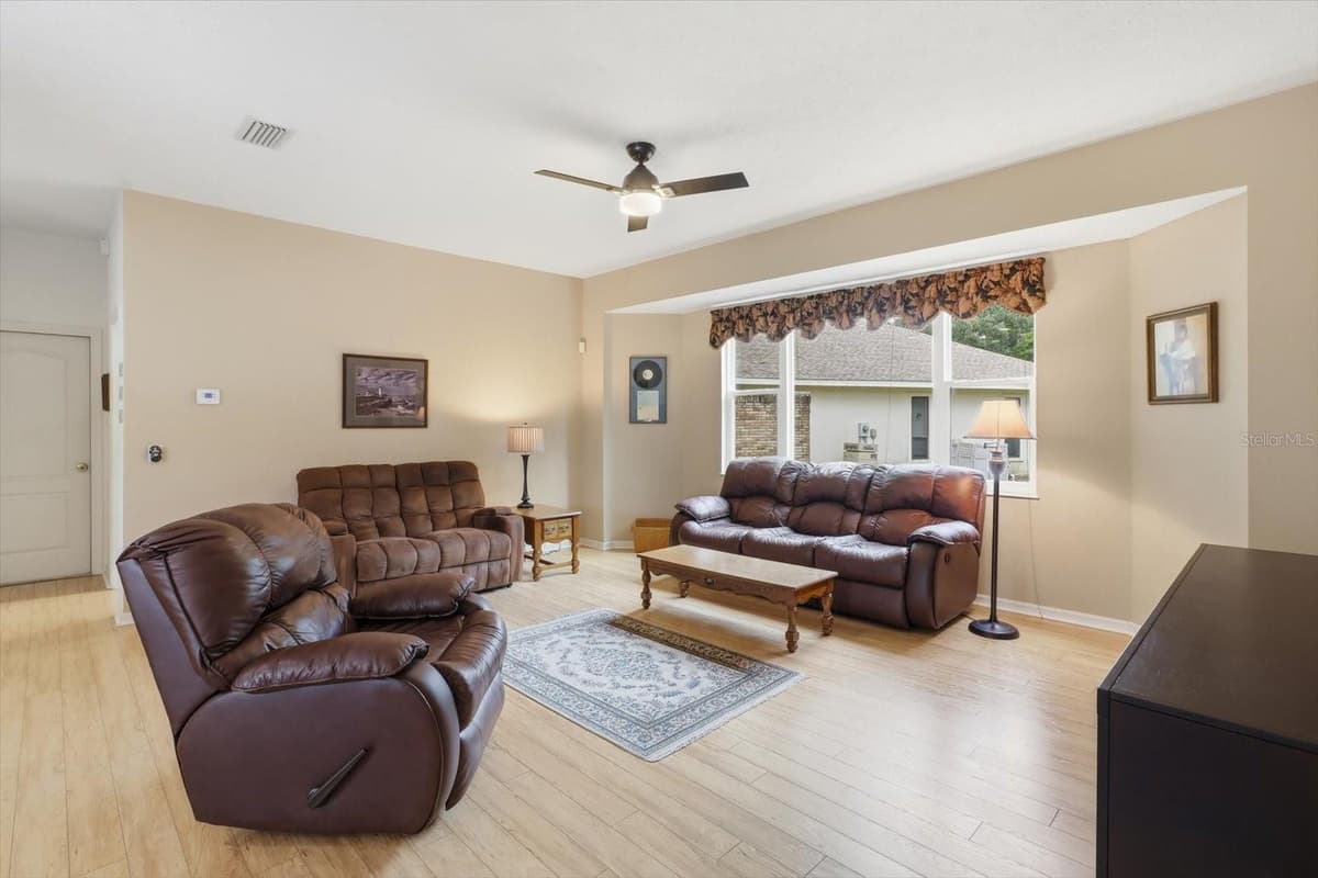 3843 NORTHCREST COURT — photo 15 of 45