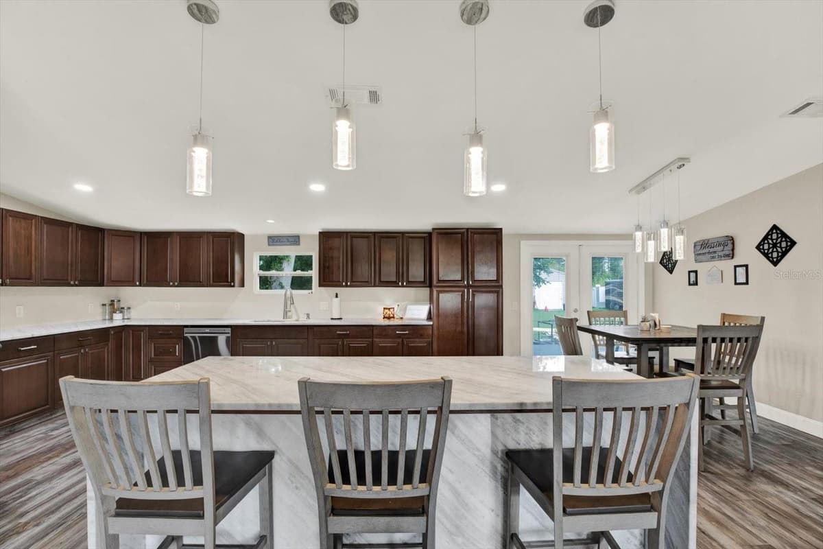 13611 MCINTOSH DRIVE — photo 6 of 35