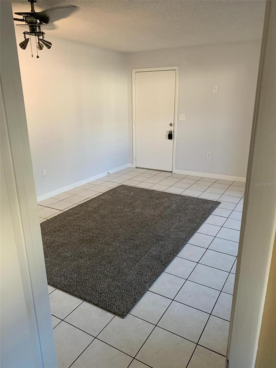 1103 CYPRESS GARDENS BOULEVARD — photo 3 of 14