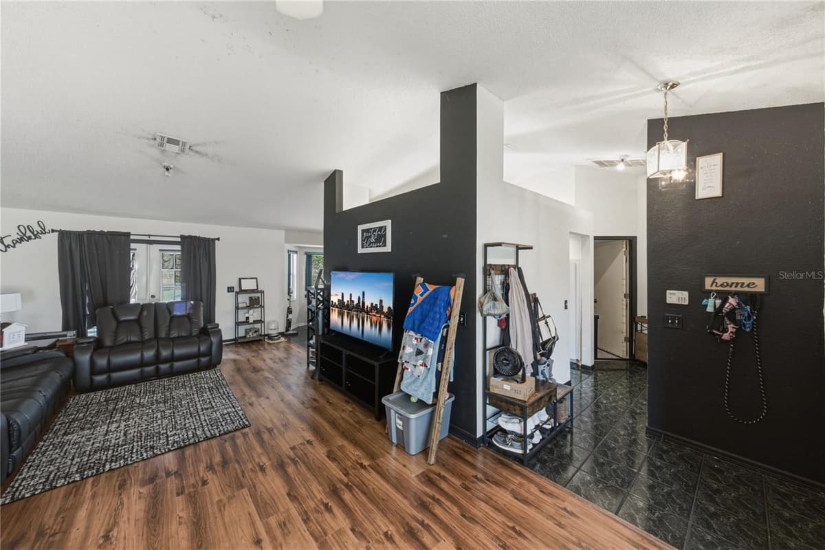 8054 KAITLIN CIRCLE — photo 10 of 49