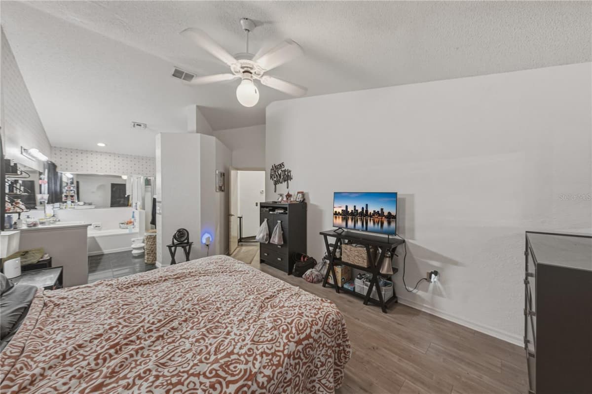 8054 KAITLIN CIRCLE — photo 33 of 49