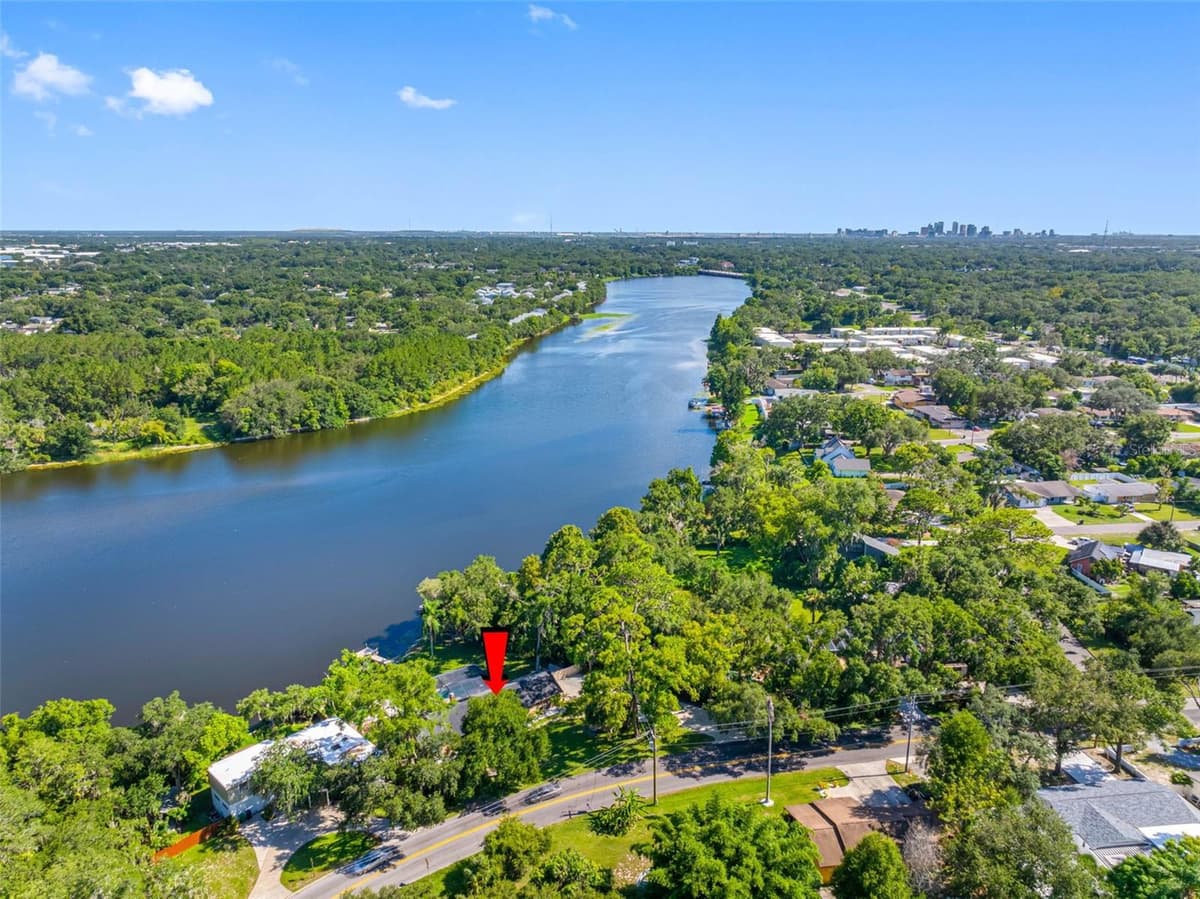 4221 RIVER HILLS DRIVE — photo 41 of 48