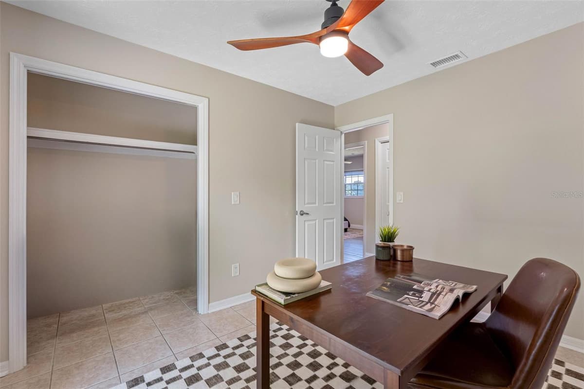 4221 RIVER HILLS DRIVE — photo 31 of 48