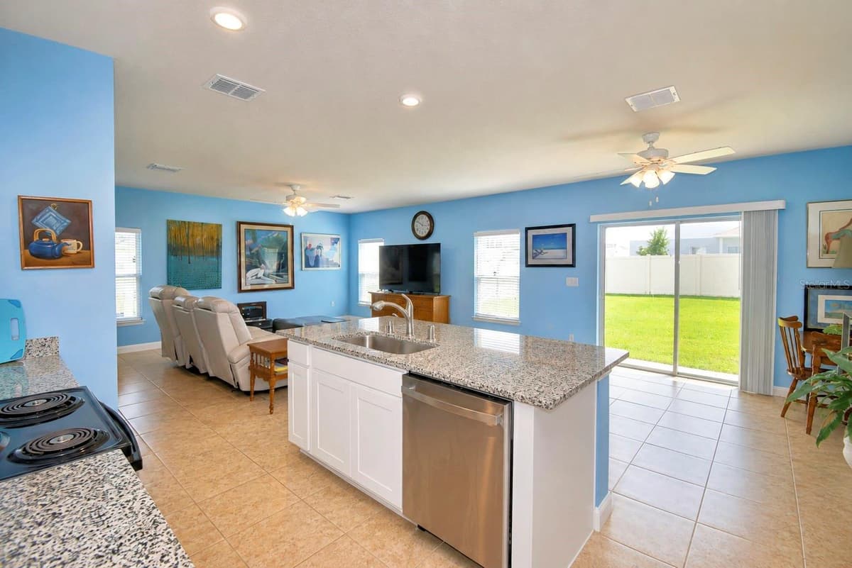 5148 HELM STREET — photo 17 of 47