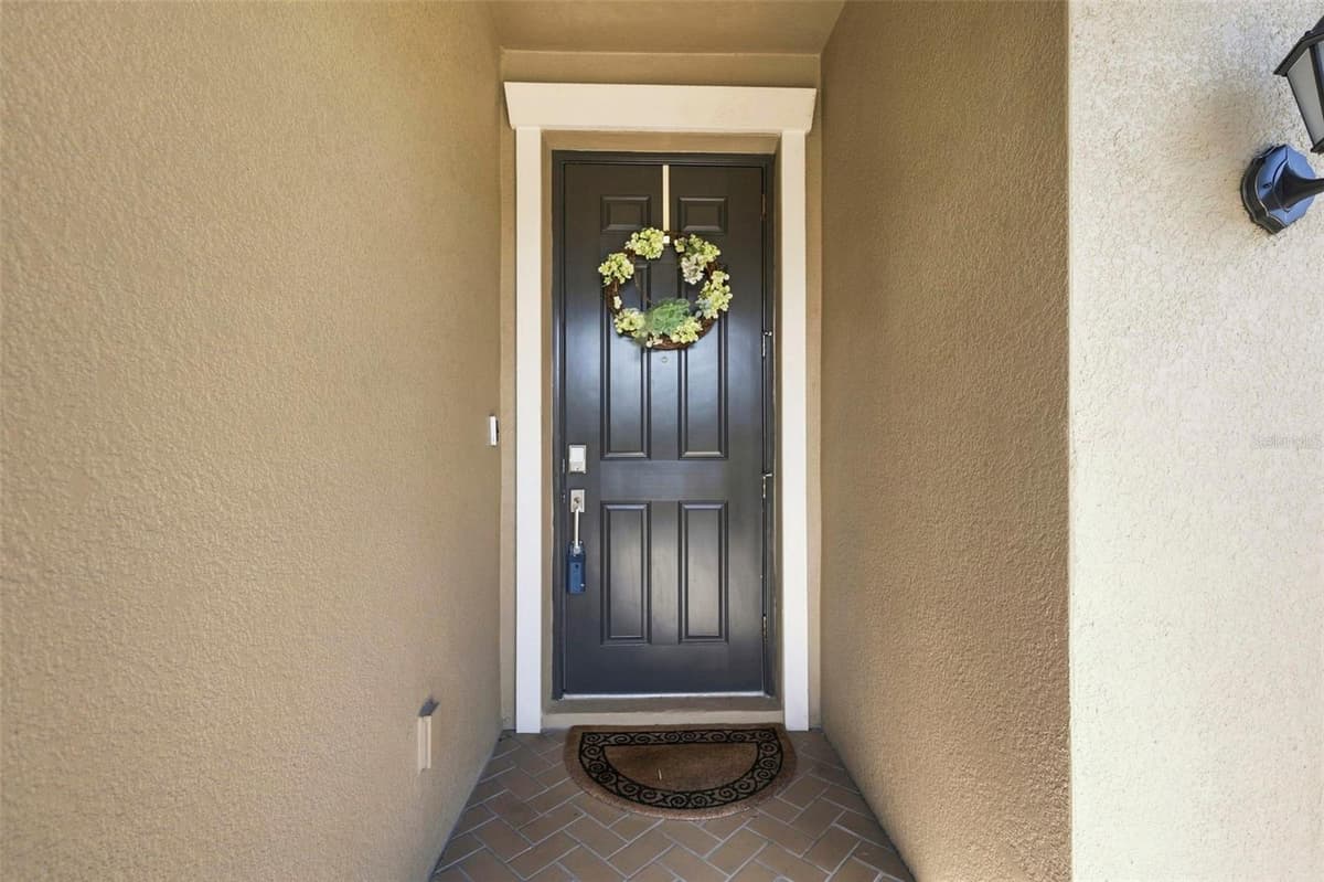 9189 SHADYSIDE LANE — photo 3 of 80