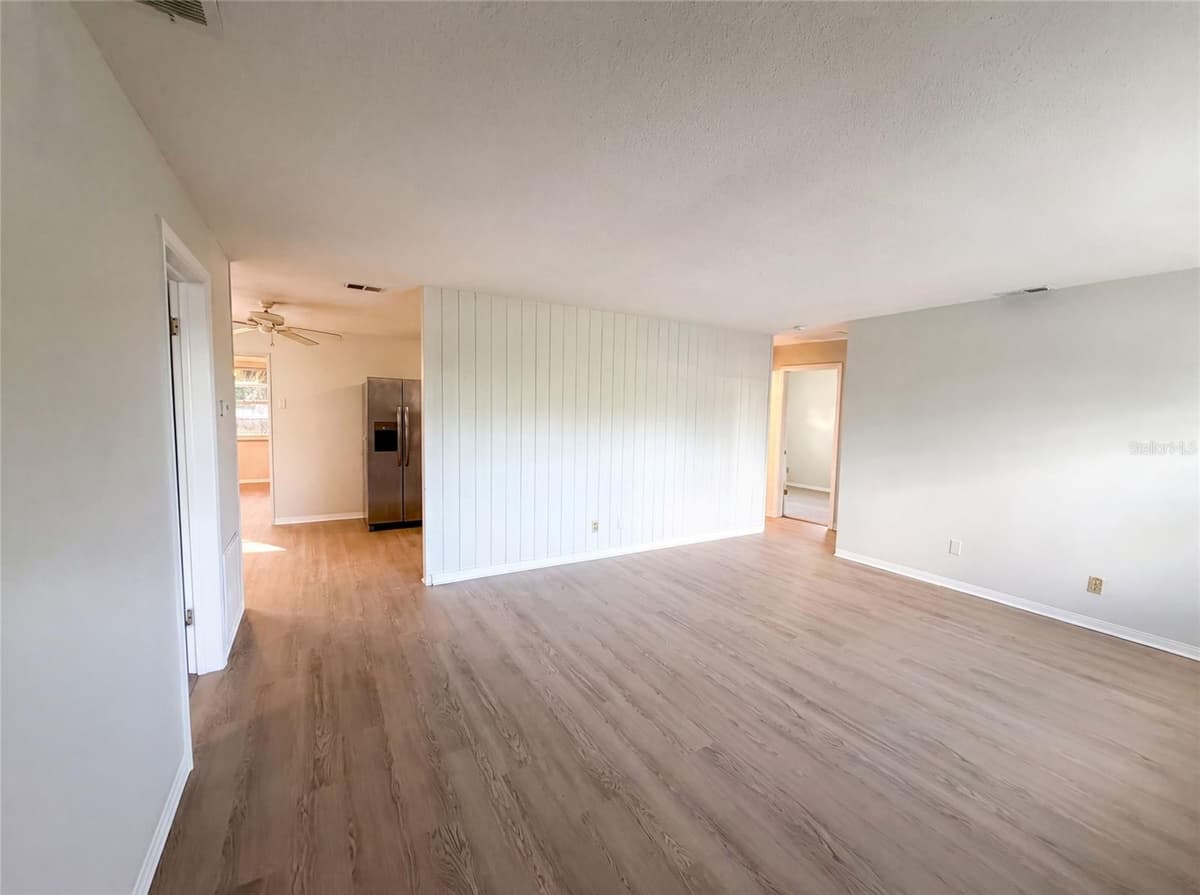 1436 ALABAMA AVENUE — photo 3 of 23