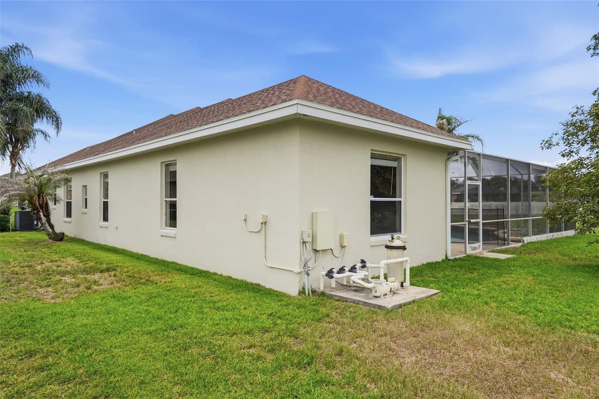 200 LAKE ARIETTA COURT — photo 47 of 48