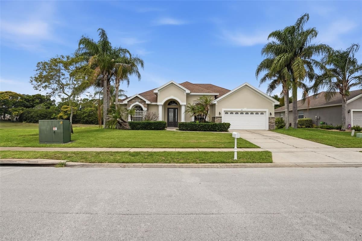 200 LAKE ARIETTA COURT — photo 1 of 48