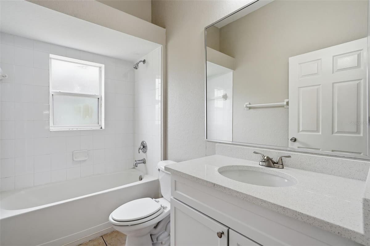 200 LAKE ARIETTA COURT — photo 36 of 48