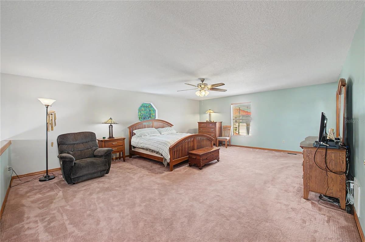 13337 SUSAN DRIVE — photo 34 of 68
