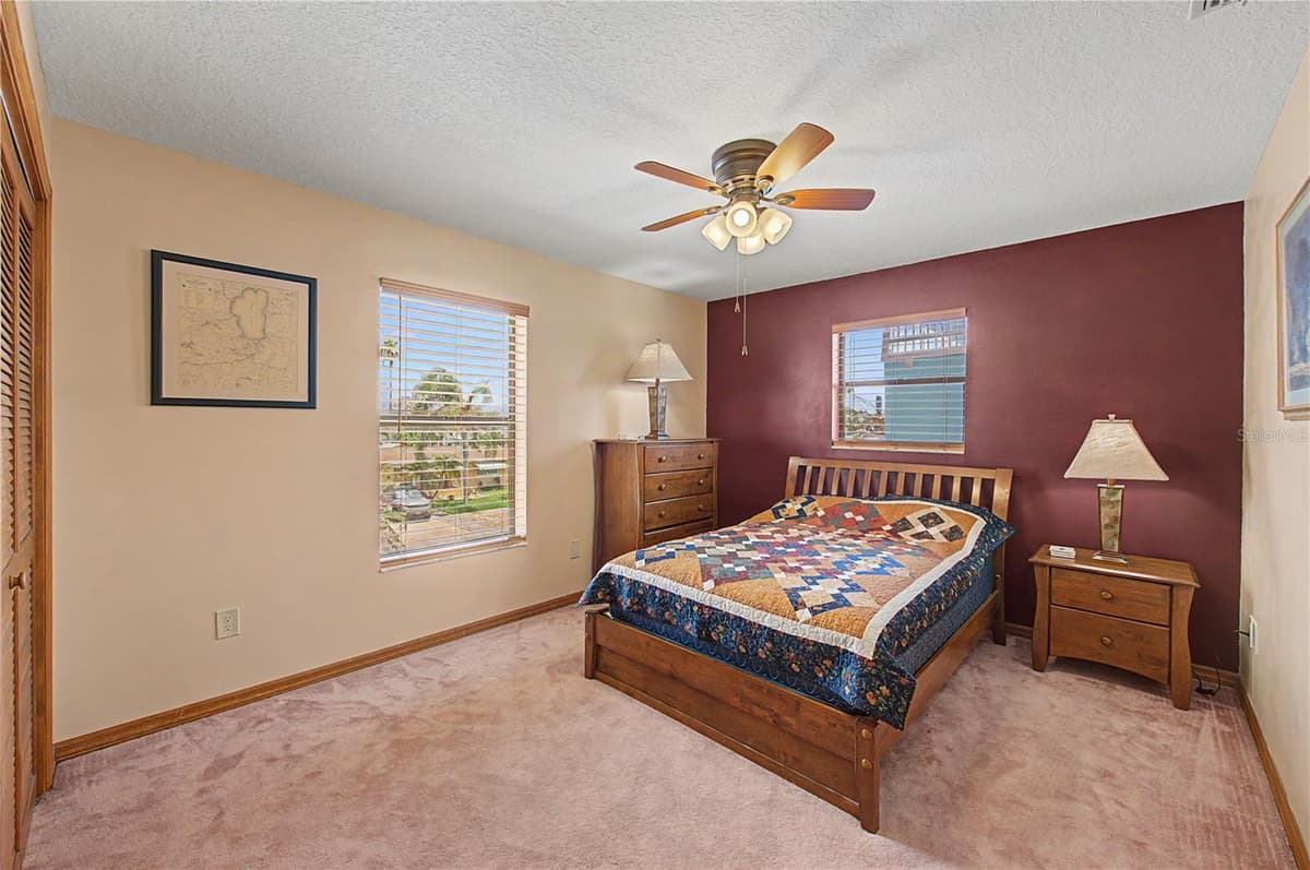 13337 SUSAN DRIVE — photo 21 of 68