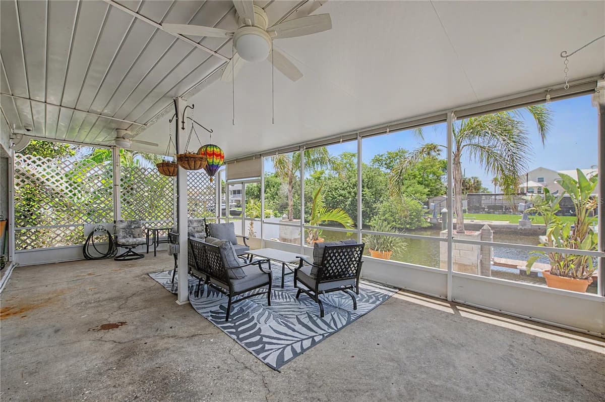 13337 SUSAN DRIVE — photo 49 of 68