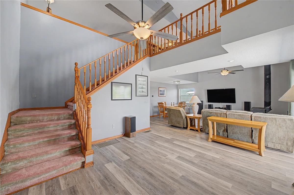 13337 SUSAN DRIVE — photo 10 of 68