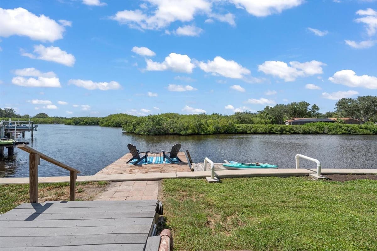 2126 EGRET DRIVE — photo 37 of 44
