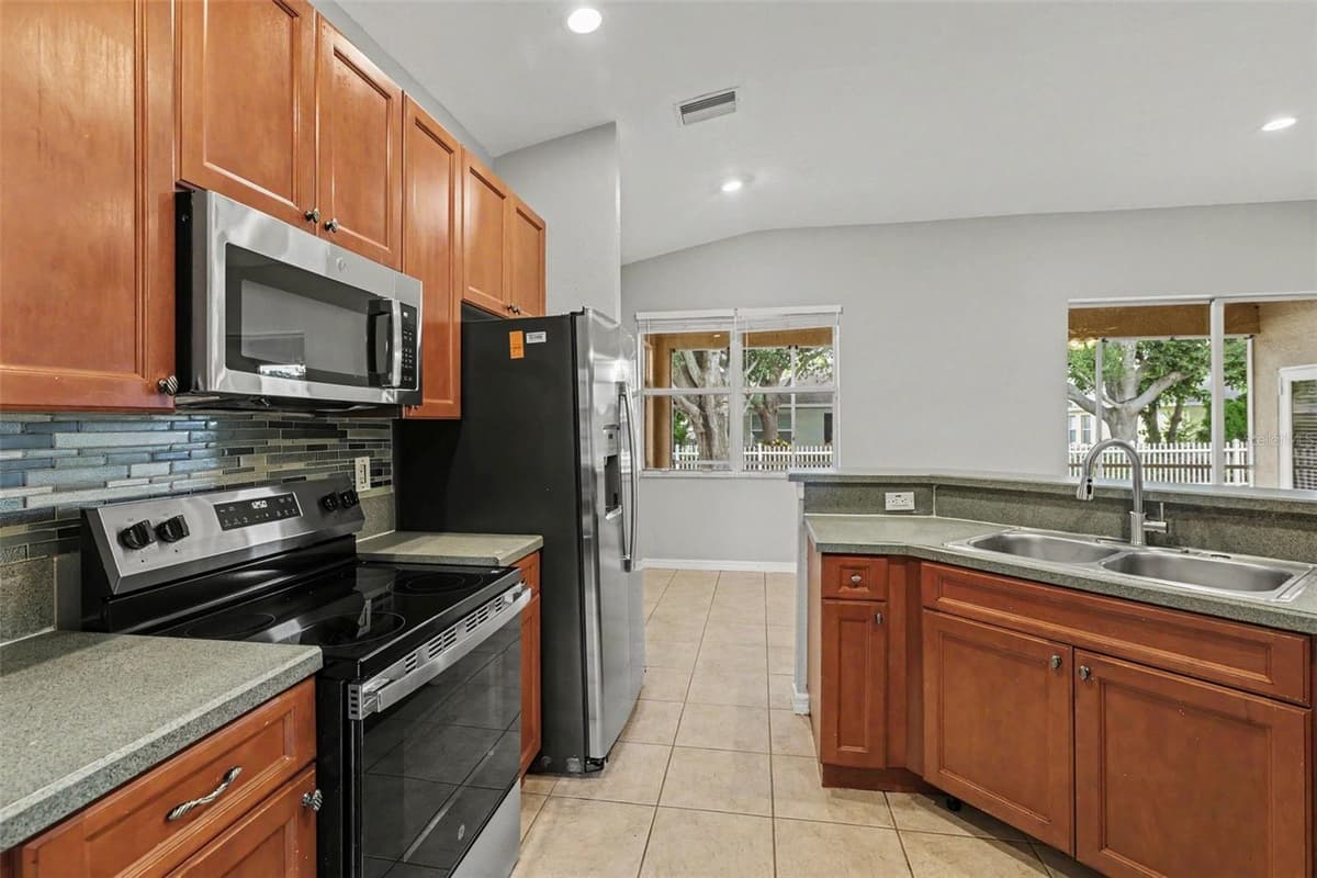 11432 LAUREL BROOK COURT — photo 7 of 16
