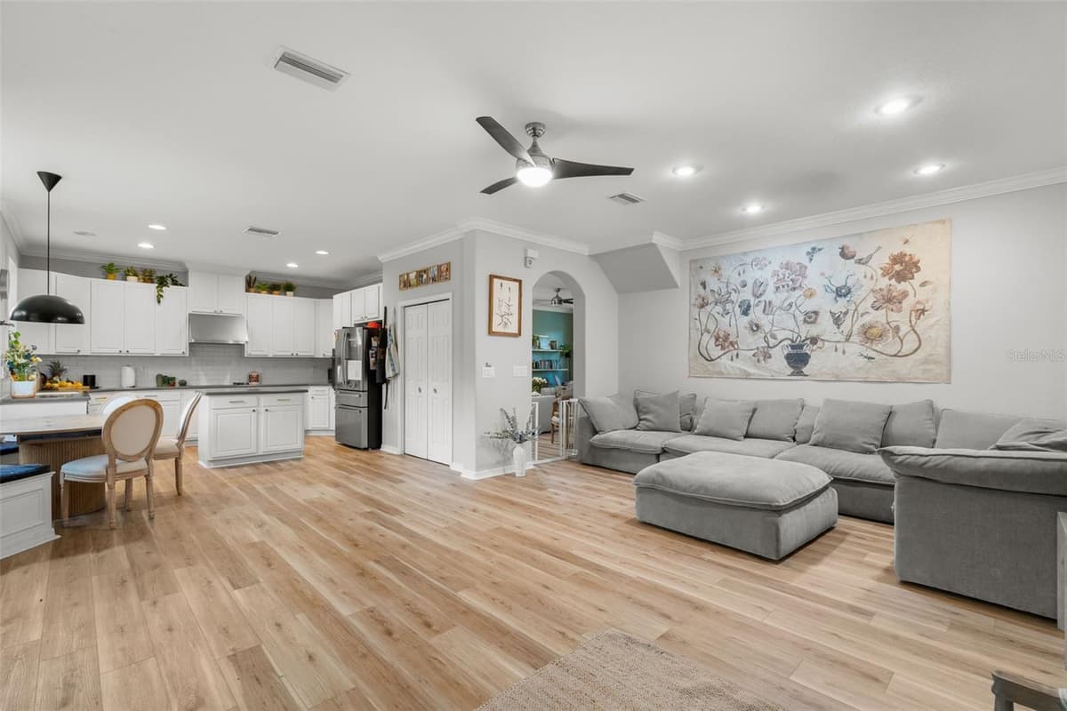 27015 FIREBUSH DRIVE — photo 14 of 59