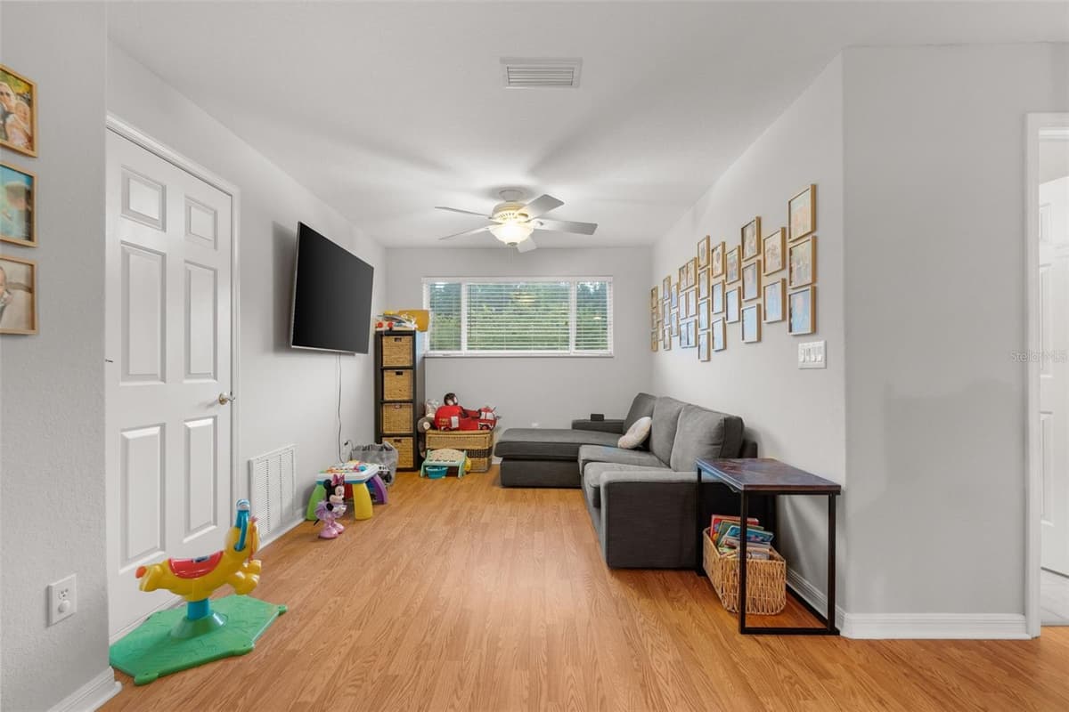 27015 FIREBUSH DRIVE — photo 27 of 59