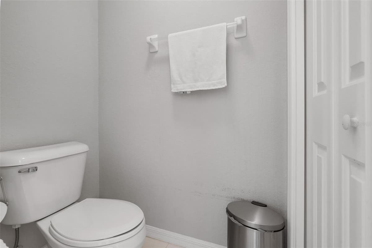 27015 FIREBUSH DRIVE — photo 42 of 59