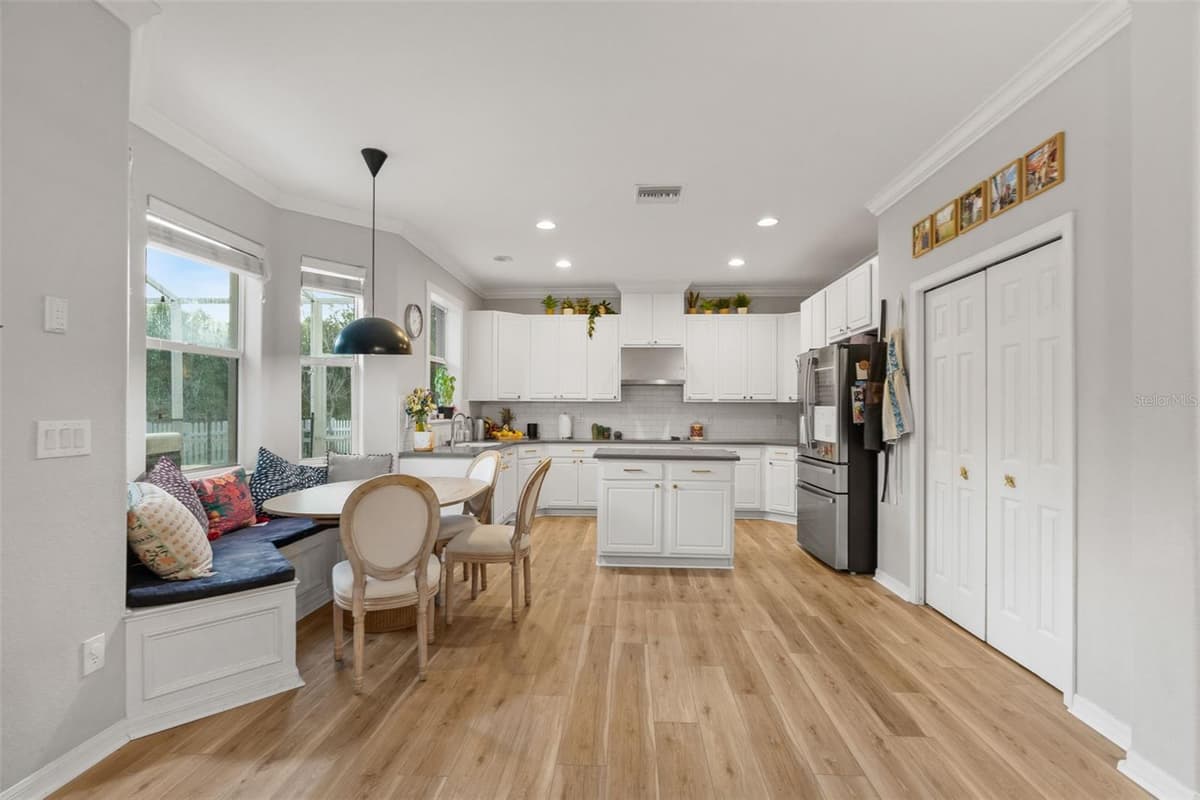 27015 FIREBUSH DRIVE — photo 15 of 59