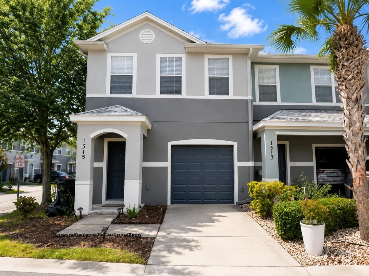 1515 BOWMORE DRIVE — photo 1 of 20