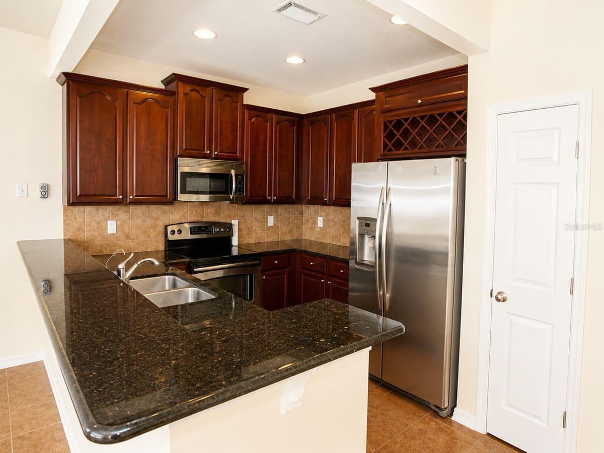 1515 BOWMORE DRIVE — photo 4 of 20