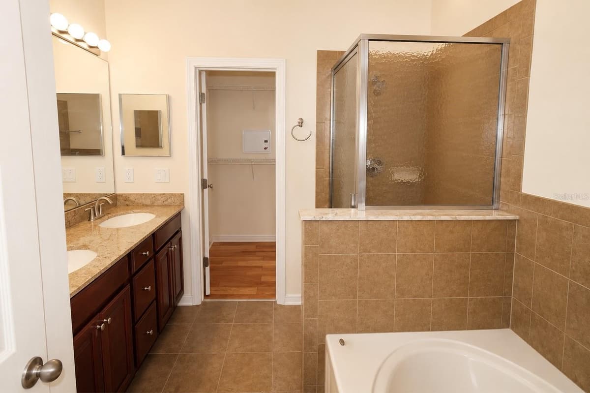 1515 BOWMORE DRIVE — photo 11 of 20