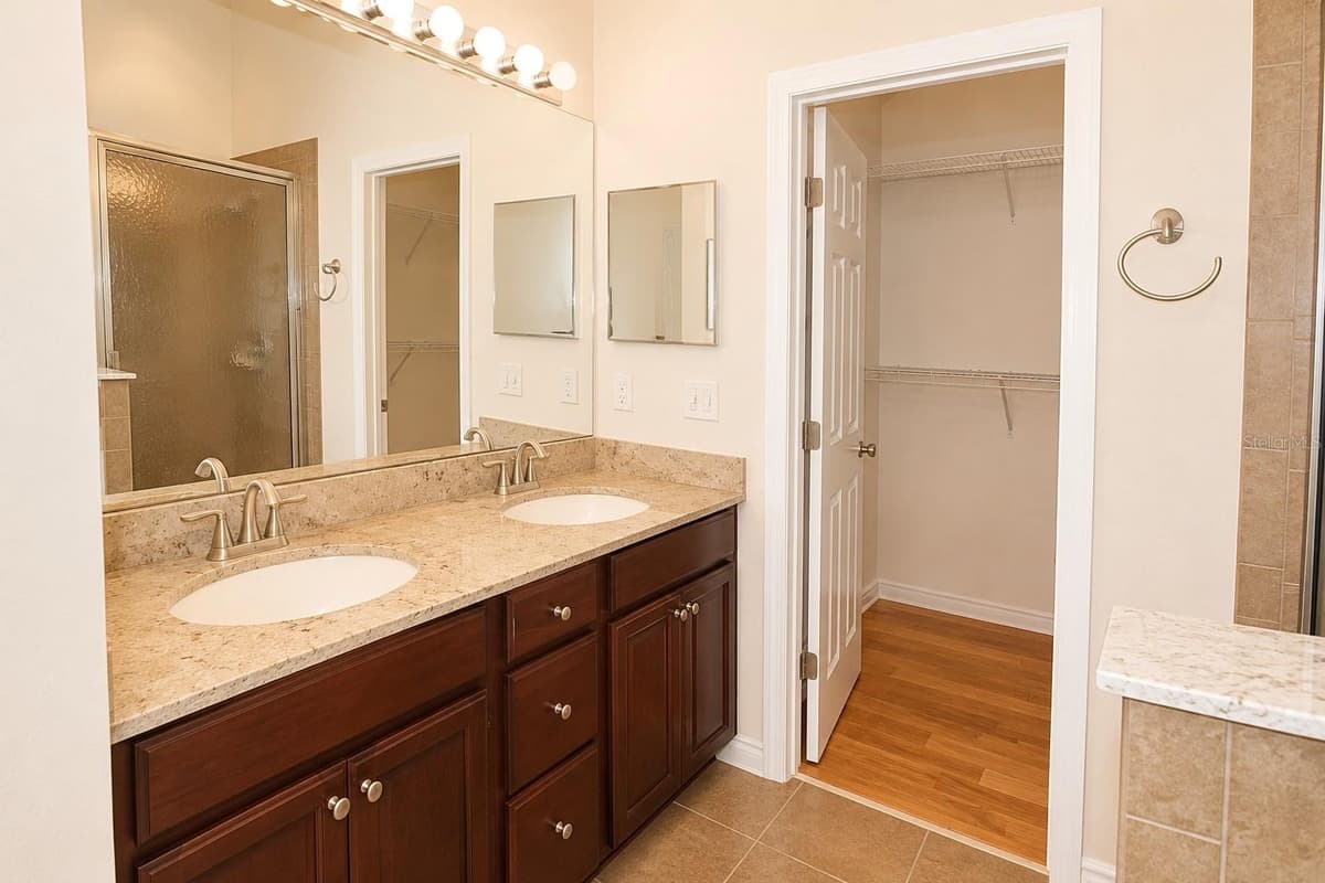 1515 BOWMORE DRIVE — photo 13 of 20