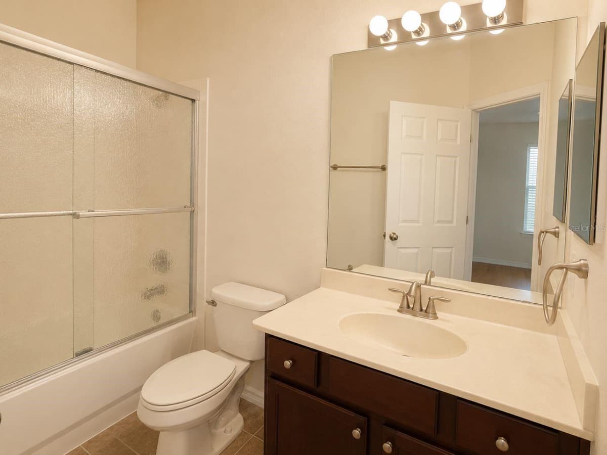 1515 BOWMORE DRIVE — photo 15 of 20