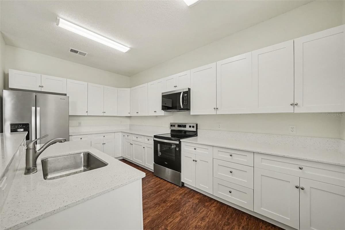 499 VICKS LANDING DRIVE — photo 11 of 42