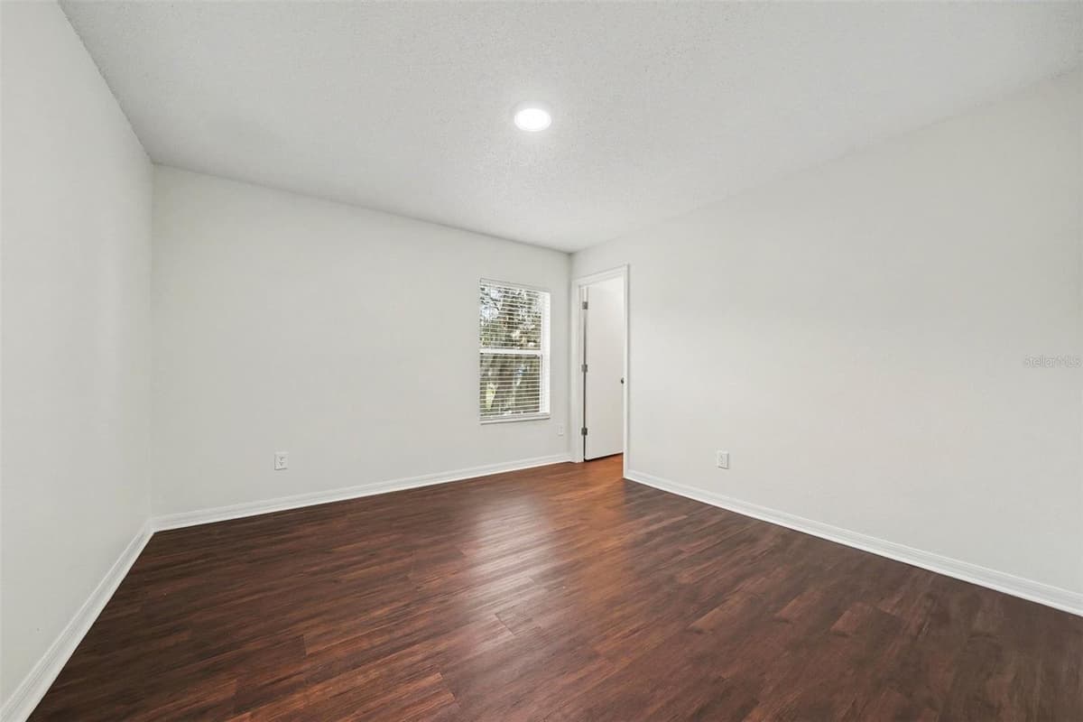 499 VICKS LANDING DRIVE — photo 22 of 42