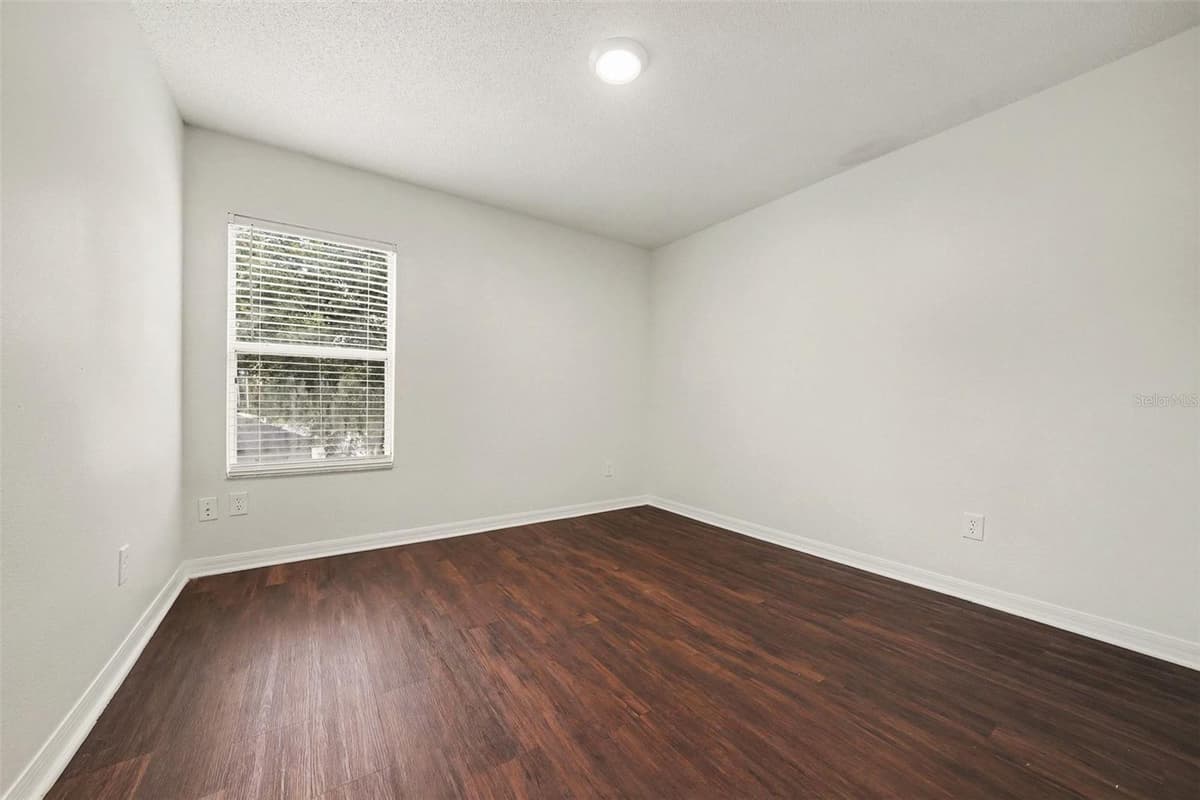 499 VICKS LANDING DRIVE — photo 21 of 42