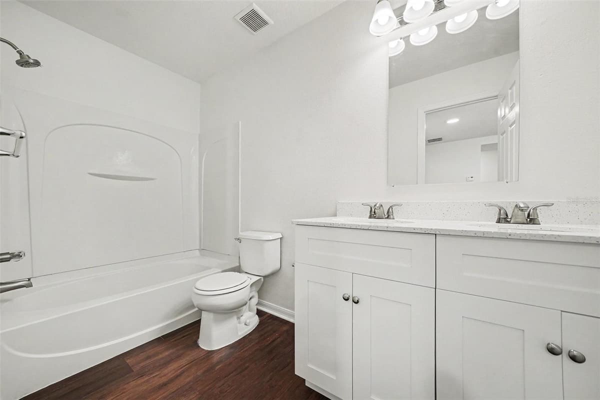 499 VICKS LANDING DRIVE — photo 33 of 42