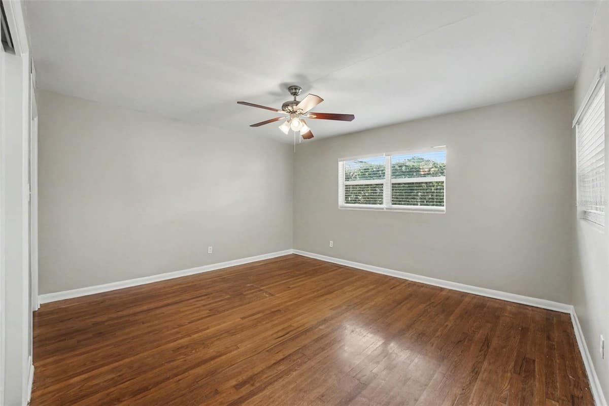 2935 WOODLAND HILLS AVENUE — photo 8 of 15