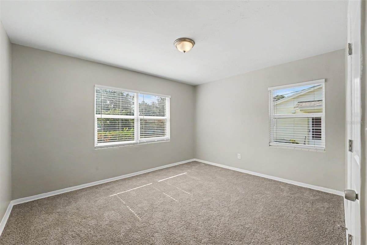 2935 WOODLAND HILLS AVENUE — photo 12 of 15