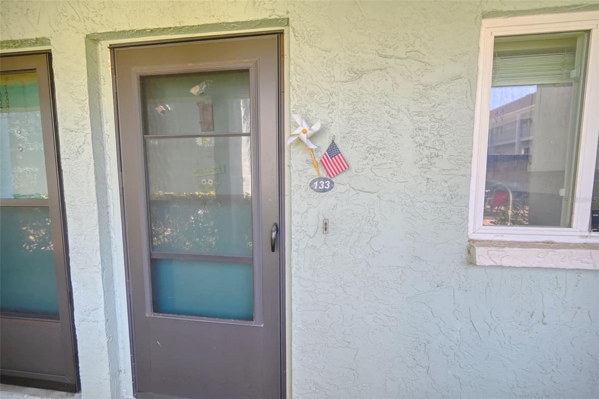 801 83RD AVENUE — photo 3 of 27