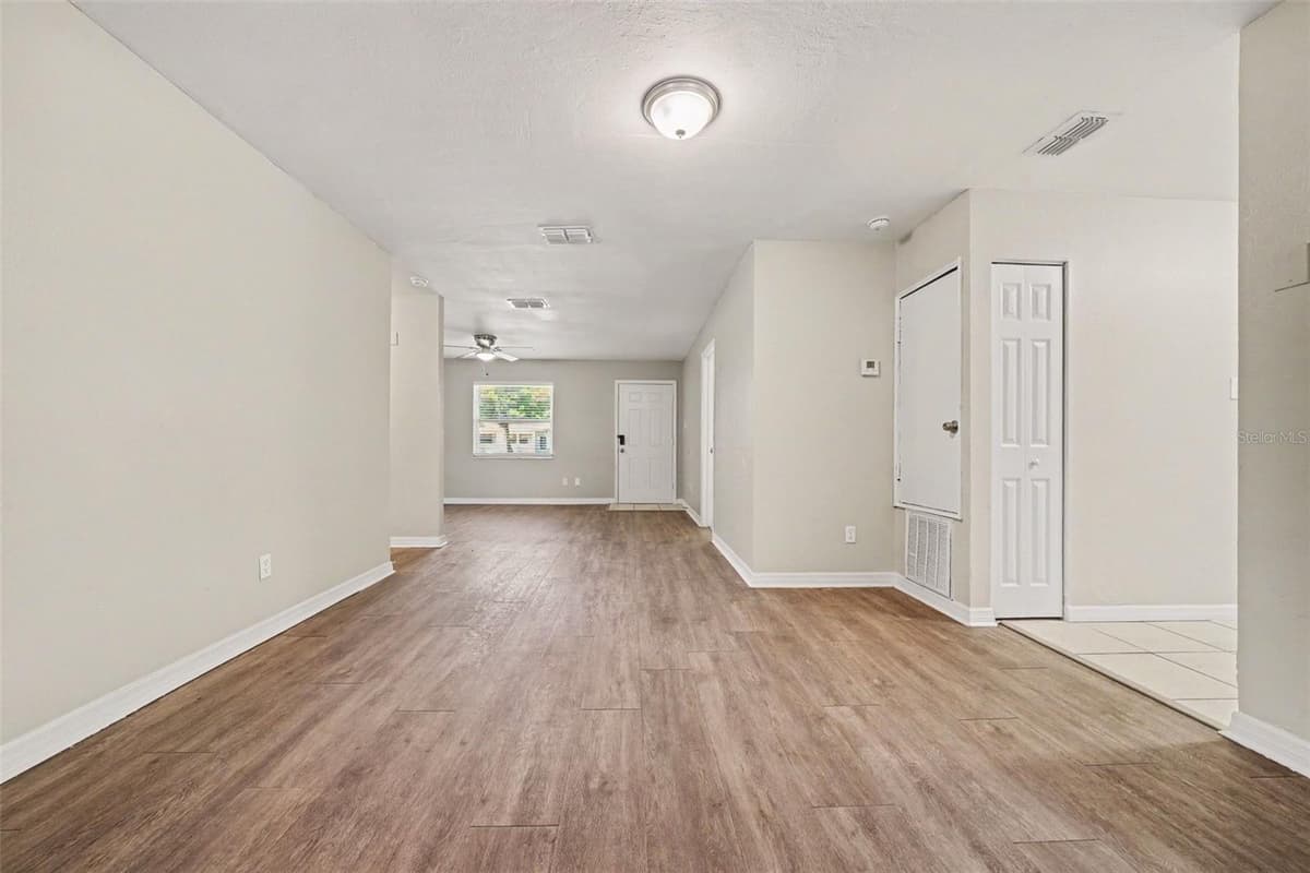 1895 IVEY LANE — photo 5 of 15