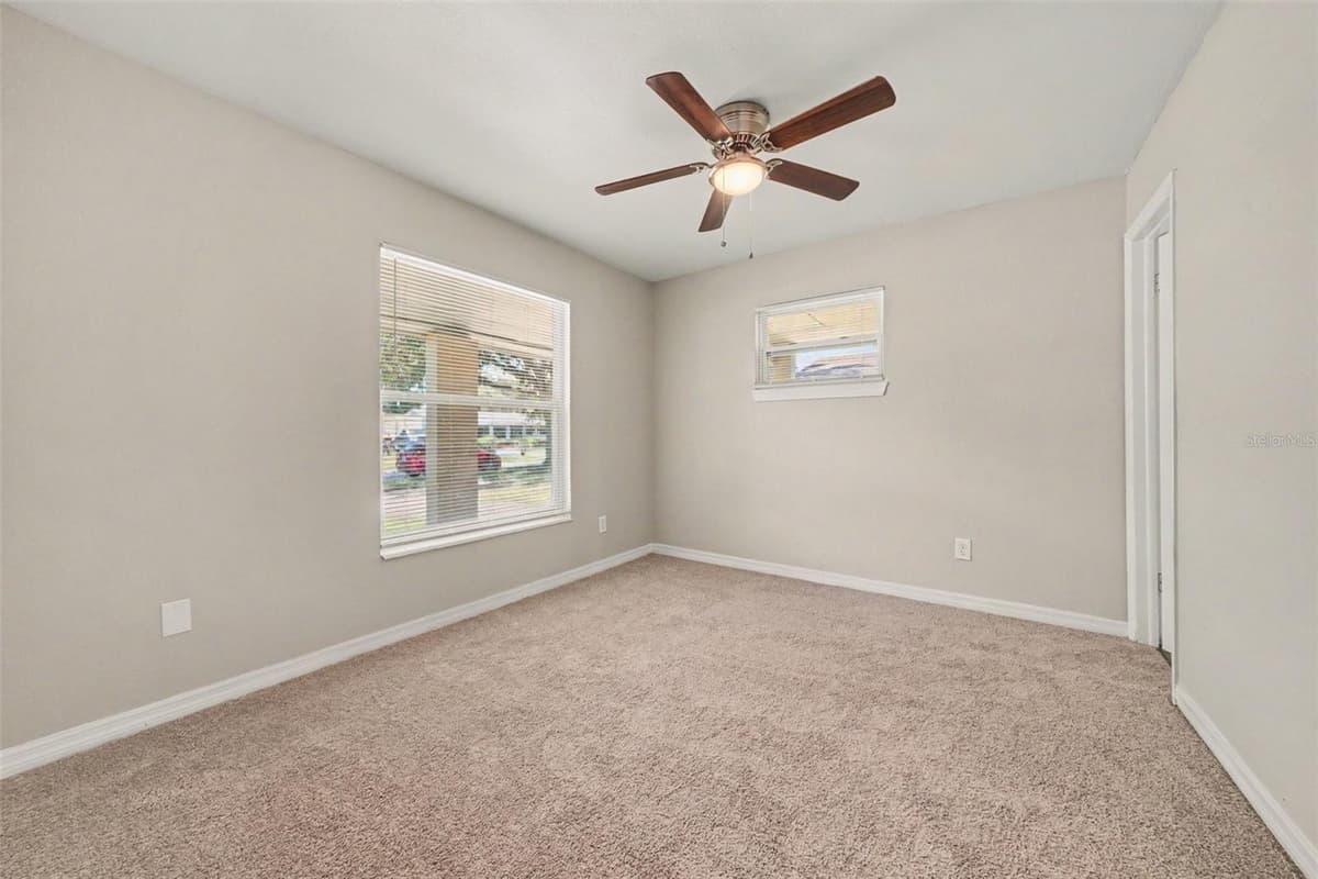 1895 IVEY LANE — photo 10 of 15