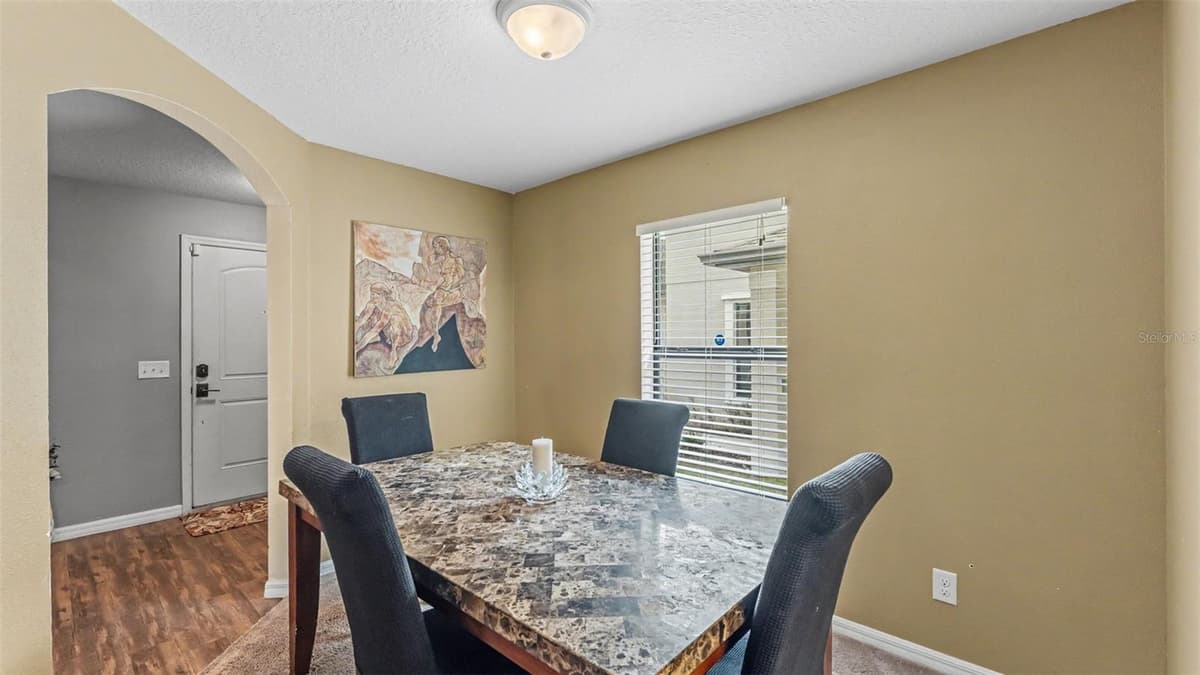 6302 MANITOBA DRIVE — photo 8 of 41