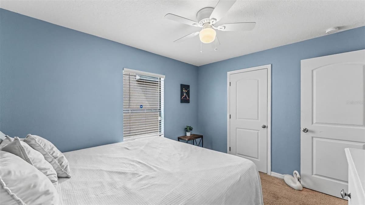 6302 MANITOBA DRIVE — photo 16 of 41