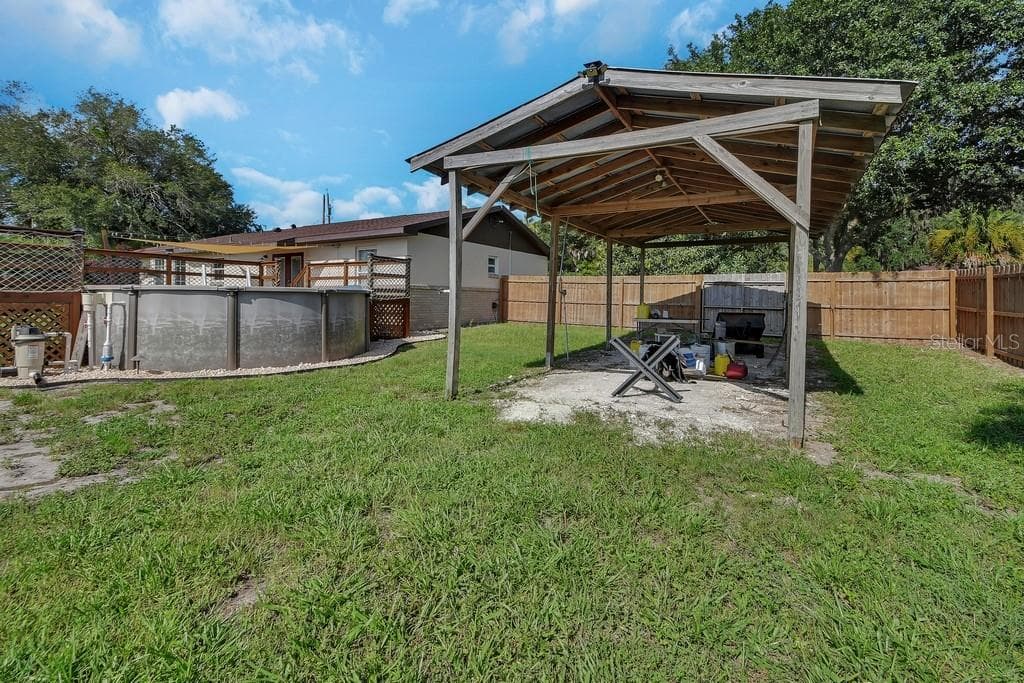 103 SIESTA COURT — photo 31 of 40