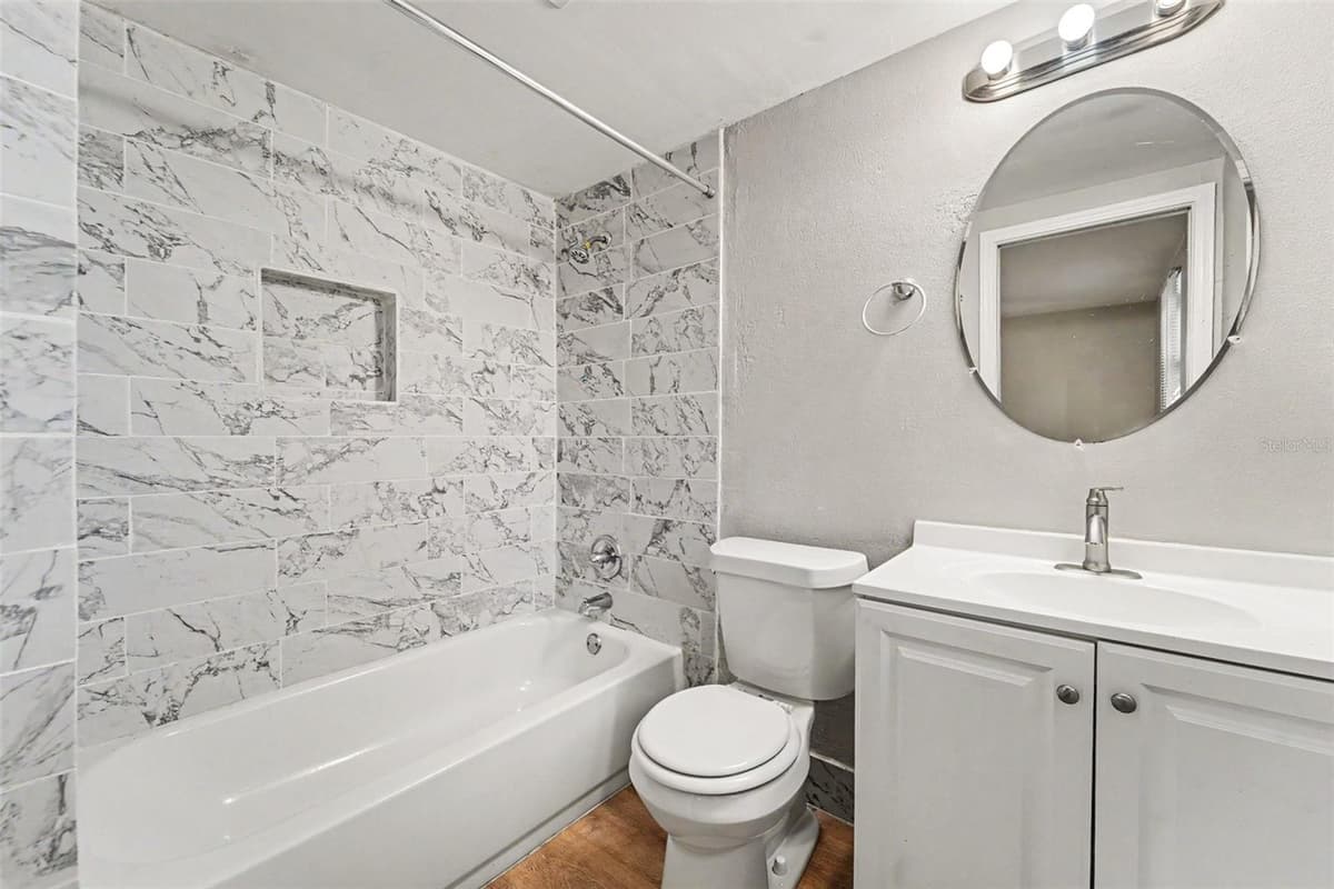 7207 SANDALWOOD DRIVE — photo 10 of 15