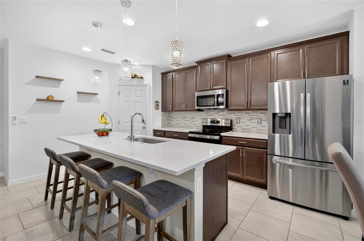 1181 STRATTON AVENUE — photo 16 of 48