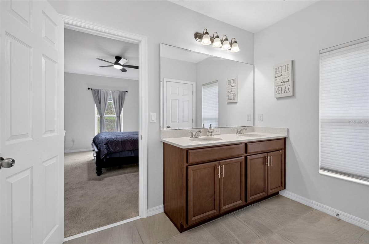 1181 STRATTON AVENUE — photo 23 of 48