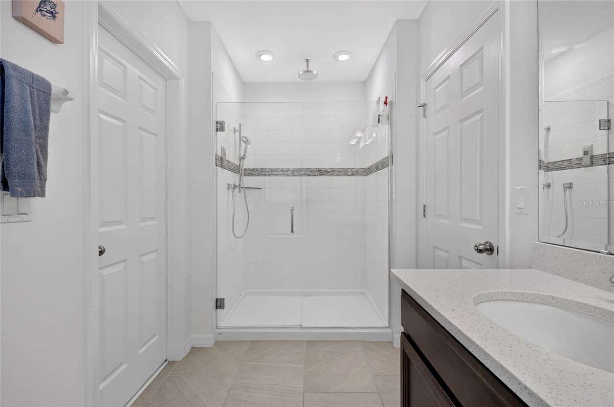 1181 STRATTON AVENUE — photo 25 of 48