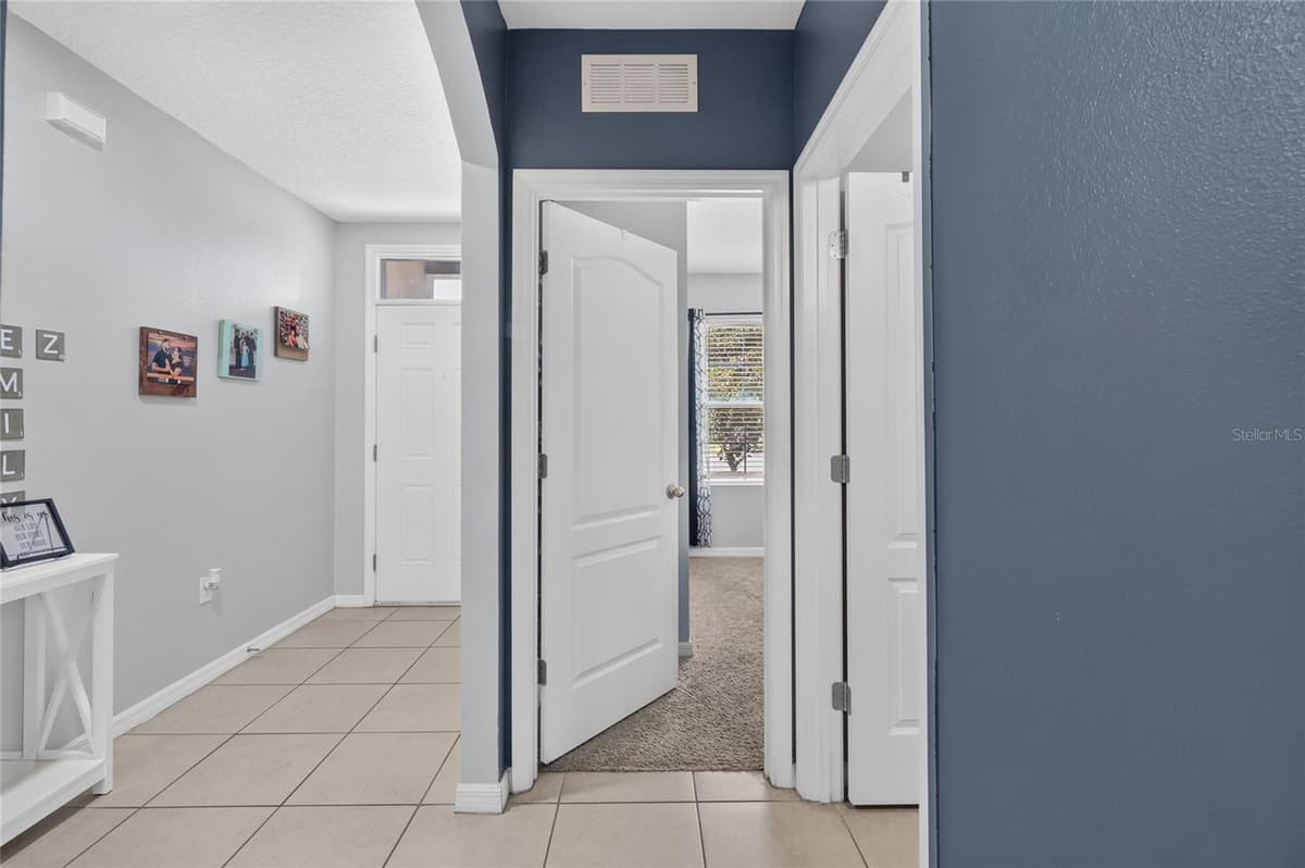 248 LUDISIA LOOP — photo 12 of 59