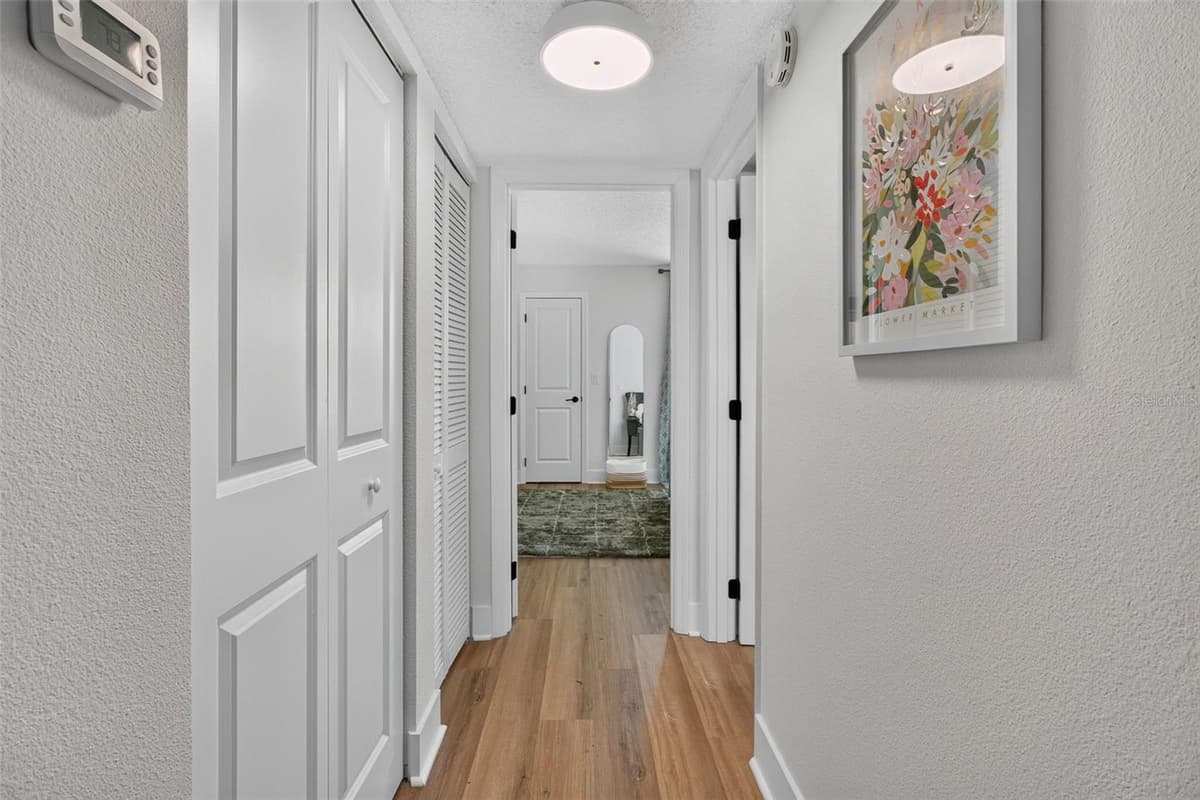 7625 SUN ISLAND DRIVE — photo 17 of 30