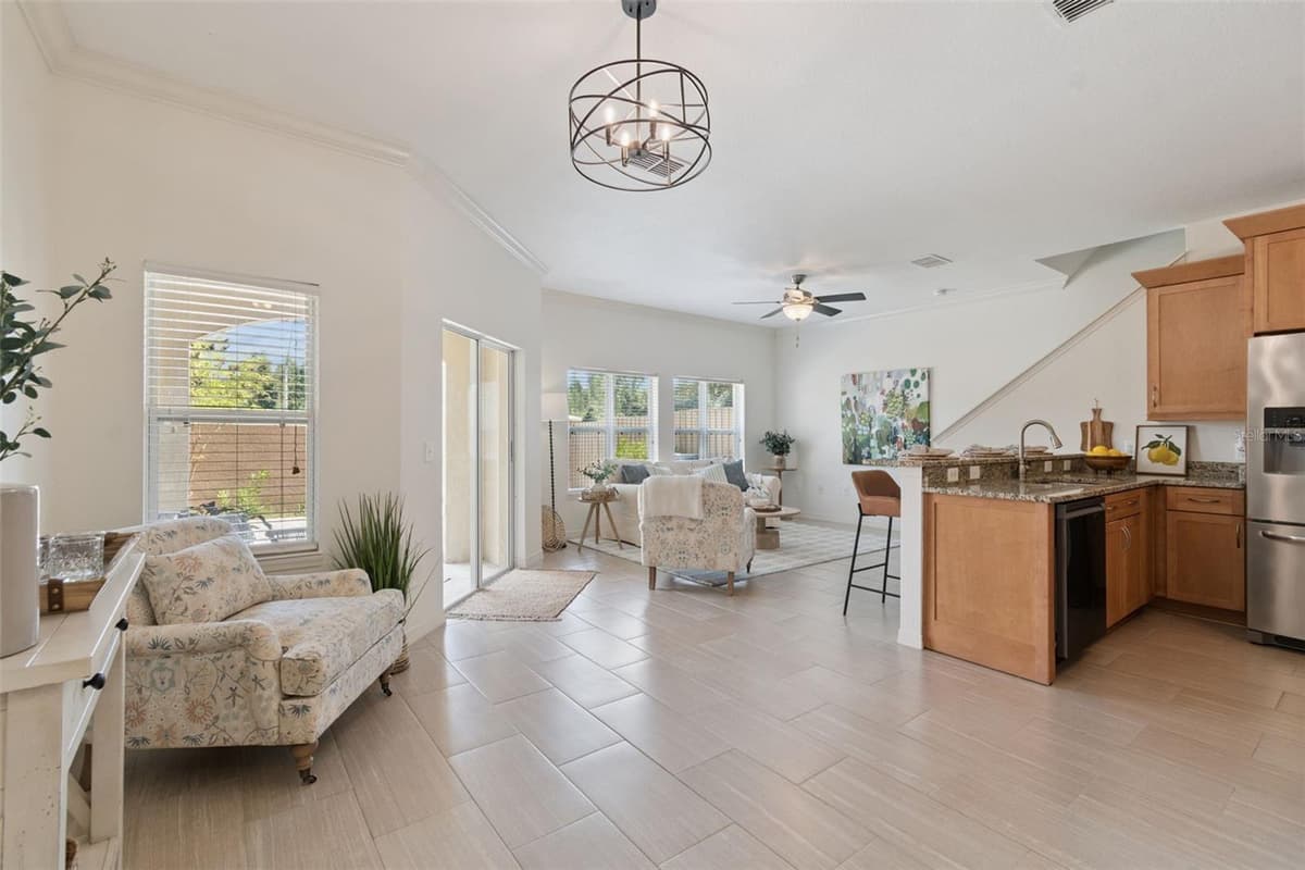 10820 CELTIC WOODS AVENUE — photo 9 of 47
