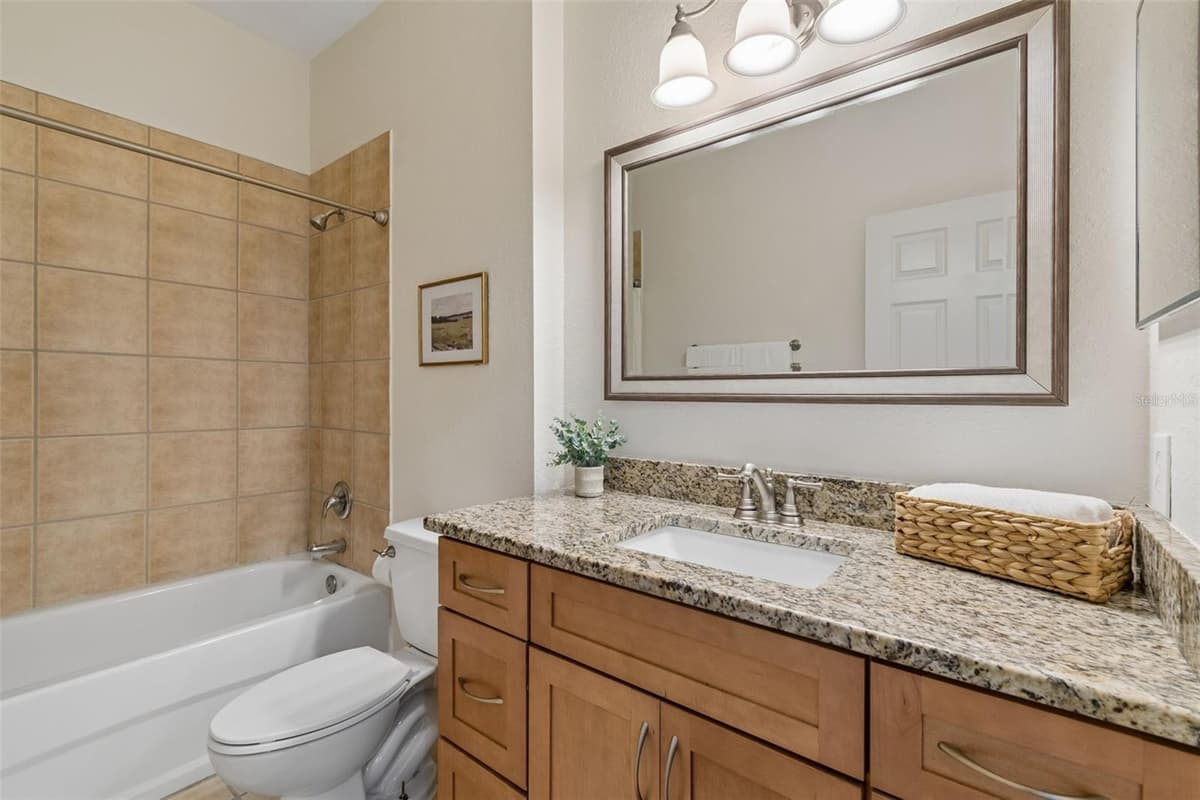 10820 CELTIC WOODS AVENUE — photo 39 of 47