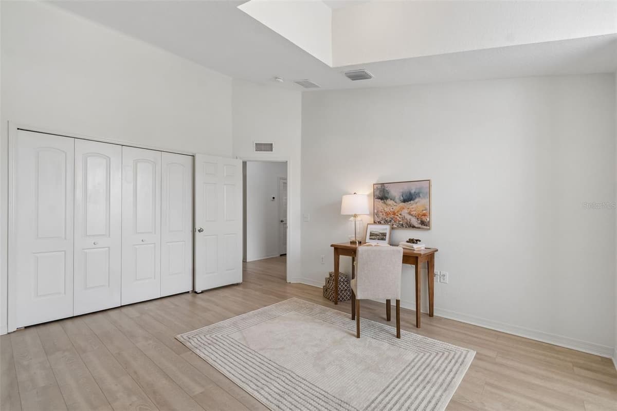 10820 CELTIC WOODS AVENUE — photo 38 of 47